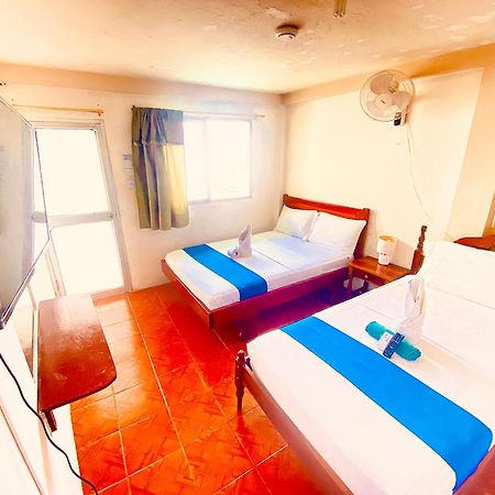 Historico Hostal Elizabeth Puerto Ayora  Buitenkant foto